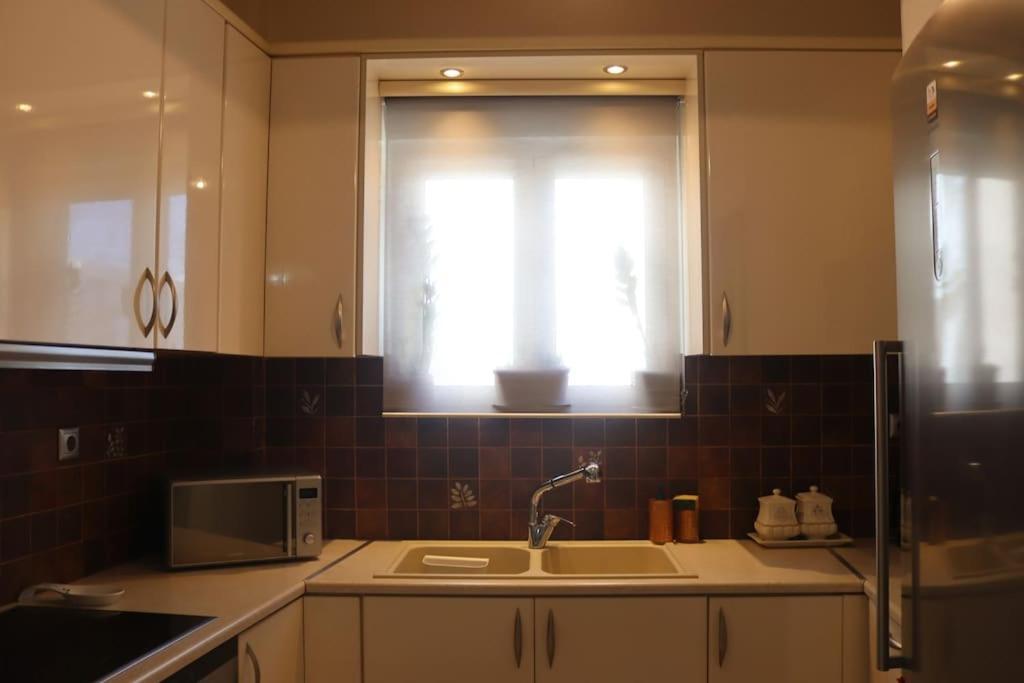 Άνετο Και Βολικό Διαμέρισμα Atena Exterior foto